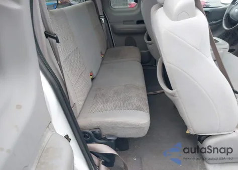 2002 Ford F-150 Lariat/Xl/Xlt from USA, damaged, VIN 1FTRX17W62NB90220